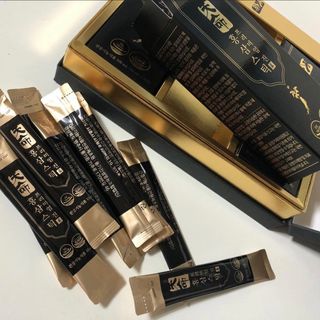 헬스업_천명진프리미엄홍삼스틱_10ml x 30포 — 5점을 준 리뷰어가 2021년 1월 올린 사용 사진