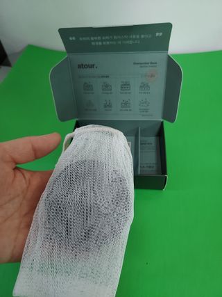 free [아토르] 9종 임상완료 아토르 다름 샴푸바_블랙  프리미엄 두피 케어 샴푸바 — 5점을 준 리뷰어가 2024년 5월 올린 사용 사진
