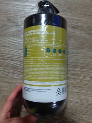 달리프 진저 베러 퍼퓸 탈모 완화 샴푸 1000ml 향 3종 — 5점을 준 리뷰어가 2021년 1월 올린 사용 사진