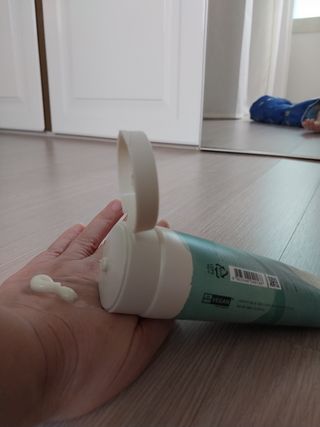 [후르디아] 올리브영 저자극 비건바디로션 — 5점을 준 리뷰어가 2023년 9월 올린 사용 사진