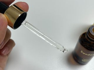 스킨큐어 산다화 비타민c 화이트닝 에센스 30ml — 3.5점을 준 리뷰어가 2023년 9월 올린 사용 사진