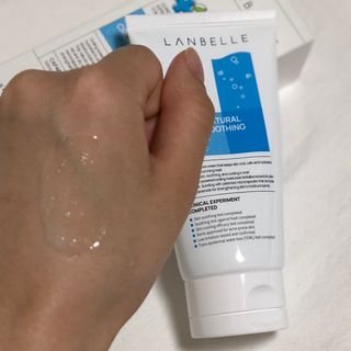 랑벨 수퍼내츄럴 아쿠아 수딩 크림 100ml — 5점을 준 리뷰어가 2022년 6월 올린 사용 사진