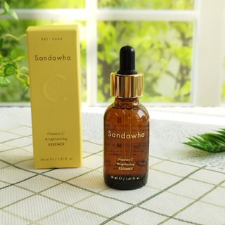 스킨큐어 산다화 비타민c 화이트닝 에센스 30ml — 5점을 준 리뷰어가 2023년 10월 올린 사용 사진