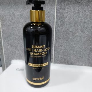 썸헤어 / SUMHAIR 썸헤어  써밋 안티 헤어로스 샴푸+트리트먼트 — 4점을 준 리뷰어가 2021년 6월 올린 사용 사진
