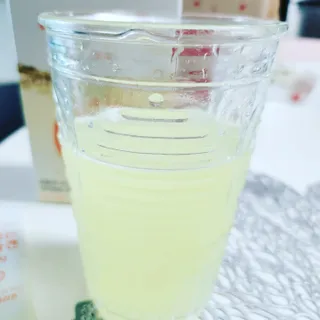 [음료수 대신 가능!]  빠르게 흡수되는 아임오 타먹는 콜라겐 1박스 — 5점을 준 리뷰어가 2023년 4월 올린 사용 사진