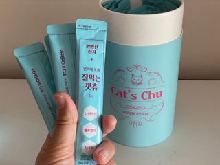 페페로니 잘 먹는 캣츄 - 원양선 참치 24개입 — 5점을 준 리뷰어가 2021년 7월 올린 사용 사진