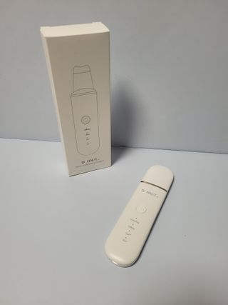 디하우트 랩 4 in 1 갈바닉 아쿠아 워터 필링기 스킨스크러버 — 5점을 준 리뷰어가 2021년 11월 올린 사용 사진