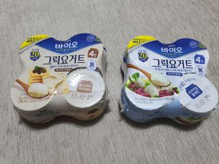 매일바이오 그릭요거트 오리지널 플레인 4개, 로스터리 커피믹스 4개 — 5점을 준 리뷰어가 2021년 12월 올린 사용 사진