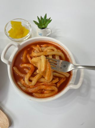 [푸딩팩토리] 요즘누들떡볶이540g + 매콤누들떡볶이 470g — 5점을 준 리뷰어가 2022년 9월 올린 사용 사진