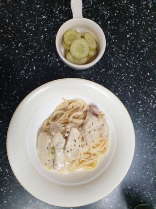 굽네몰 [굽네] 소스가 맛있는 닭가슴살 슬라이스 4종 — 5점을 준 리뷰어가 2021년 4월 올린 사용 사진
