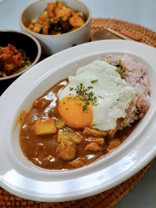 불타 지옥불카레 불지옥맛 180g x 3봉 — 3점을 준 리뷰어가 2021년 6월 올린 사용 사진