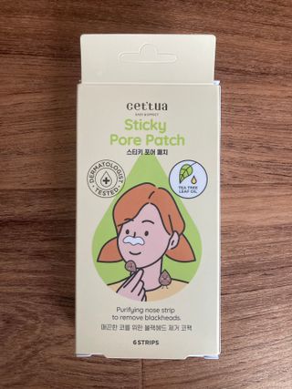 세뚜아(Cettua) 세뚜아 스티키 포어 패치 Cettua Sticky Pore Patch — 4.5점을 준 리뷰어가 2023년 7월 올린 사용 사진