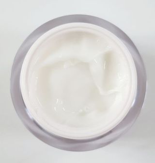 프리마인 바르기만 하면 철벽 스킨케어+24시간 마스크팩 효과. 셀라브 리제너레이팅 시스템 부스터+크림 세트 — 5점을 준 리뷰어가 2023년 7월 올린 사용 사진