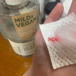 [후르디아] 눈시림없는 올영 립앤아이 리무버 — 5점을 준 리뷰어가 2024년 1월 올린 사용 사진