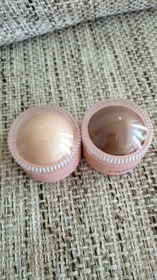 [크리스앤릴리] 돔-글 컨투어링 블러셔 — 5점을 준 리뷰어가 2022년 8월 올린 사용 사진