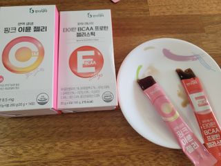 인디닥터 면역 생생 핑크 이뮨 젤리 + 타이탄 BCAA 프로틴 젤리스틱 — 5점을 준 리뷰어가 2022년 5월 올린 사용 사진