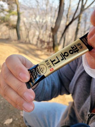 광동생활건강 [광동제약] 광동 광옥고 홍삼 본 30포 + 쇼핑백 증정 — 5점을 준 리뷰어가 2022년 1월 올린 사용 사진