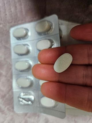 [경남제약헬스케어]케어플러스 관절엔 MSM 1000mg 60정/1개월분/관절/뼈/연골 영양/비타민D+아연/1일2정 — 5점을 준 리뷰어가 2024년 1월 올린 사용 사진