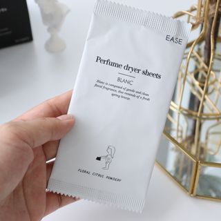 [이즈라이프코스메틱] 퍼퓸 드라이어 시트 히노끼향  or 블랑향 2중 택1 30매 — 5점을 준 리뷰어가 2021년 5월 올린 사용 사진