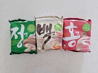 [풀무원] 자연은맛있다 정면, 백면, 홍면  세트 — 5점을 준 리뷰어가 2021년 4월 올린 사용 사진