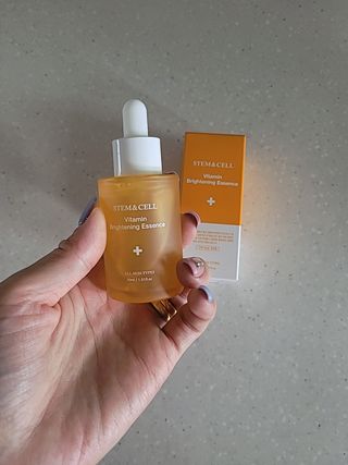 체르엠 스템앤셀 비타민 브라이트닝 에센스 30ml 1개 — 5점을 준 리뷰어가 2021년 10월 올린 사용 사진