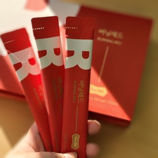 디오르 버닝레드 — 5점을 준 리뷰어가 2022년 1월 올린 사용 사진