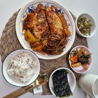 ㈜금호통상 노르웨이 고등어 900g (6~10편) — 5점을 준 리뷰어가 2023년 11월 올린 사용 사진