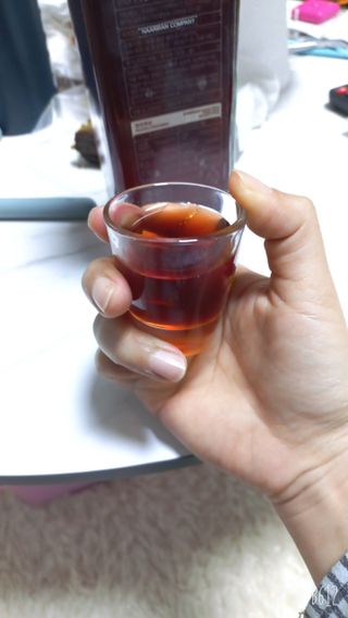 [바이윙클] 페르시아 유기농 석류 착즙주스 750ml 2병 + 선물박스 세트 — 2점을 준 리뷰어가 2022년 3월 올린 사용 사진
