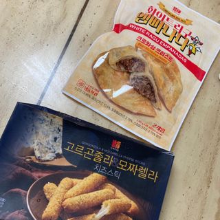 디케이식품(주) 고르곤졸라&모짜렐라 치즈스틱 400g — 5점을 준 리뷰어가 2023년 3월 올린 사용 사진