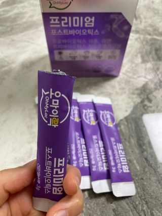[유산균] 오마이락 프리미엄 포스트바이오틱스 30P — 5점을 준 리뷰어가 2022년 12월 올린 사용 사진