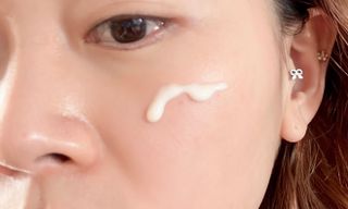 더사가오브수 [사가수] 에센스와 로션을 한 병에 담아 편안하고 산뜻하게, 효혜윤 보태니컬에너지 에센스인로션 — 5점을 준 리뷰어가 2023년 4월 올린 사용 사진