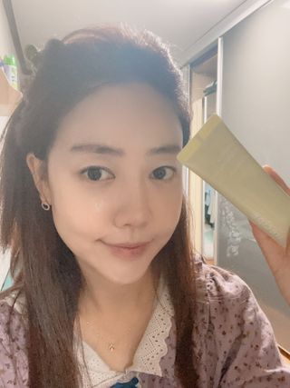 아이레시피 마일드시카 브라이트닝 업 선스크린 SPF50+ PA++++ — 4점을 준 리뷰어가 2023년 6월 올린 사용 사진