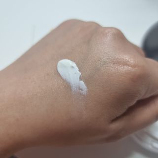 소이베베X신비아파트 모이스쳐 선팩트 SPF50+ PA+++ — 5점을 준 리뷰어가 2023년 4월 올린 사용 사진