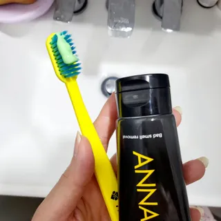[지오클린] 안나지오 구취케어  기능성 치약 칫솔 세트 (칫솔 5 개+치약 100g 1 개 ) — 5점을 준 리뷰어가 2022년 7월 올린 사용 사진
