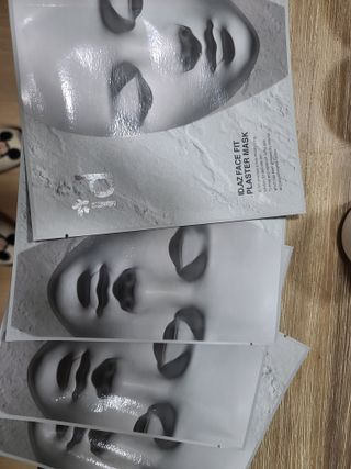 아이디플라코스메틱 페이스핏 플라스터 마스크 _ 리뉴얼 — 4점을 준 리뷰어가 2021년 11월 올린 사용 사진