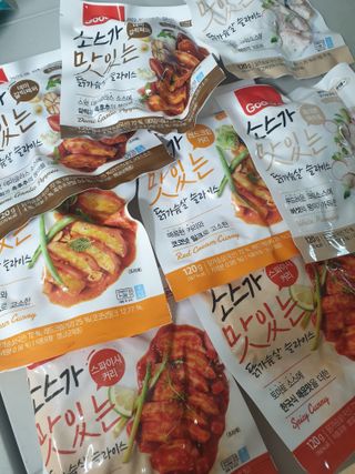 굽네몰 [굽네] 소스가 맛있는 닭가슴살 슬라이스 4종 — 5점을 준 리뷰어가 2021년 11월 올린 사용 사진