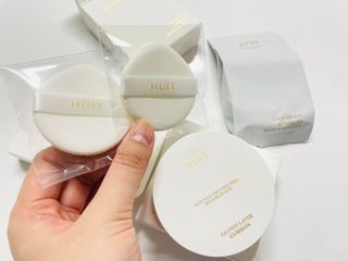 위뜨 글로시 레이어 쿠션 — 4.5점을 준 리뷰어가 2022년 7월 올린 사용 사진