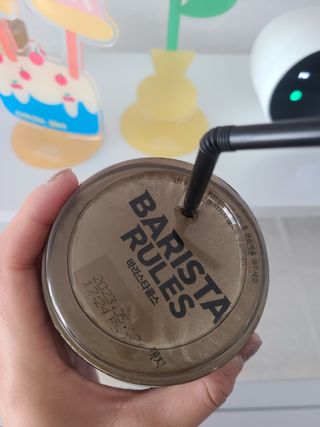 바리스타룰스 돌체 라떼 — 5점을 준 리뷰어가 2023년 4월 올린 사용 사진