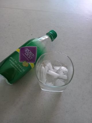 몽베스트 Montbest with Sparkling water Lemon OR Lime 20병(랜덤) — 5점을 준 리뷰어가 2023년 6월 올린 사용 사진