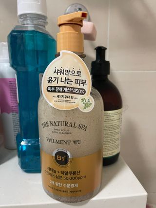 벨먼 내추럴스파 수분광채 스크럽 바디워시 600ml 5종 — 5점을 준 리뷰어가 2022년 5월 올린 사용 사진