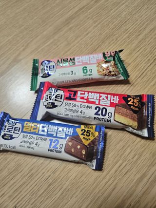 이지프로틴바 3종x각 2ea (고단백질바, 멀티단백질바, 식물성단백질바) — 5점을 준 리뷰어가 2024년 3월 올린 사용 사진