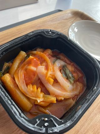 한성기업 무볼레 닭떡볶이+해물떡볶이 2종 세트 — 4점을 준 리뷰어가 2021년 10월 올린 사용 사진