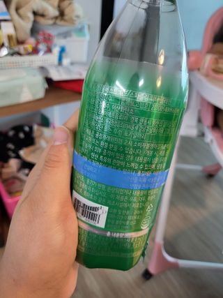 몽베스트 Montbest with Sparkling water Plain 20병 — 5점을 준 리뷰어가 2021년 11월 올린 사용 사진