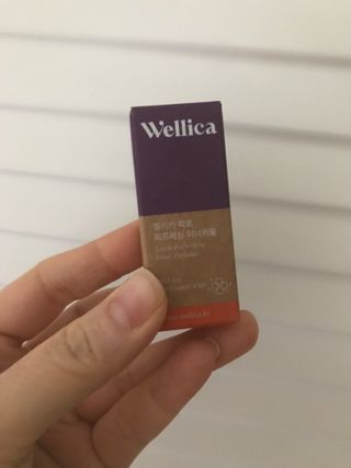 웰리카_V CARE 웰리카 락토 리프레싱 이너퍼퓸 — 5점을 준 리뷰어가 2021년 1월 올린 사용 사진