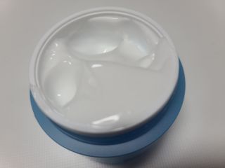 Dr.느루벗 느루벗 모이스쳐 24 크림 — 5점을 준 리뷰어가 2021년 2월 올린 사용 사진