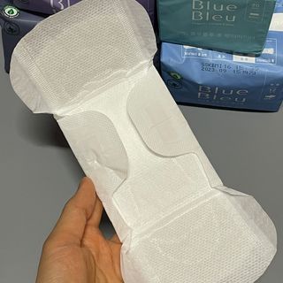 블루블루 유기농 순면 커버 생리대 — 5점을 준 리뷰어가 2021년 2월 올린 사용 사진
