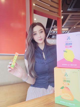 비타앤C 레몬맛, 망고맛 — 5점을 준 리뷰어가 2021년 6월 올린 사용 사진