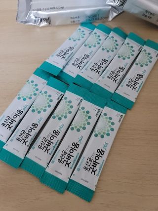 프리마인 유산균 국가지정연구소 선정, 살아있는 생유산균 200억 마리의 힘. 유산균n굿바이옴플러스 — 5점을 준 리뷰어가 2021년 11월 올린 사용 사진