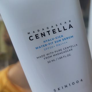 [스킨1004] 마다가스카르 센텔라 히알루-시카 워터핏 선세럼 50ml — 5점을 준 리뷰어가 2024년 6월 올린 사용 사진