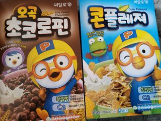 씨알푸드 뽀로로 시리얼 3종 — 5점을 준 리뷰어가 2022년 2월 올린 사용 사진